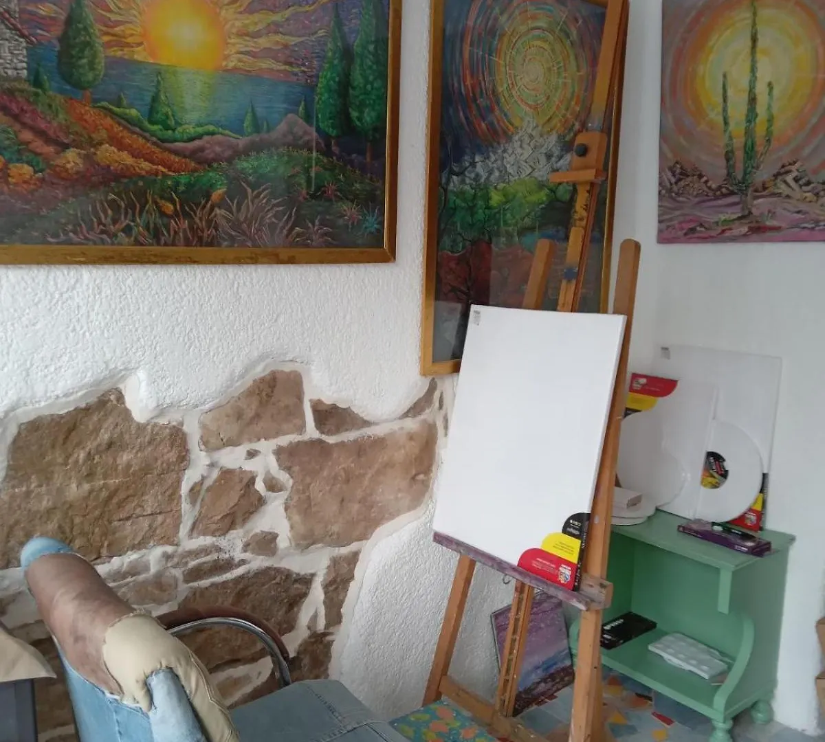 By Artist Apartment Pican