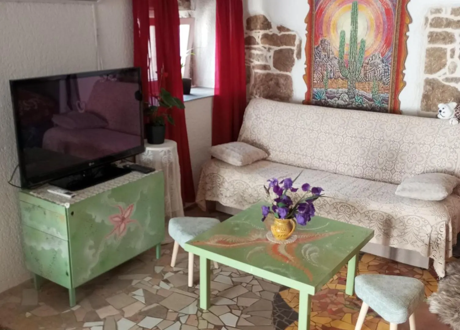 By Artist Apartment Pican Croatia